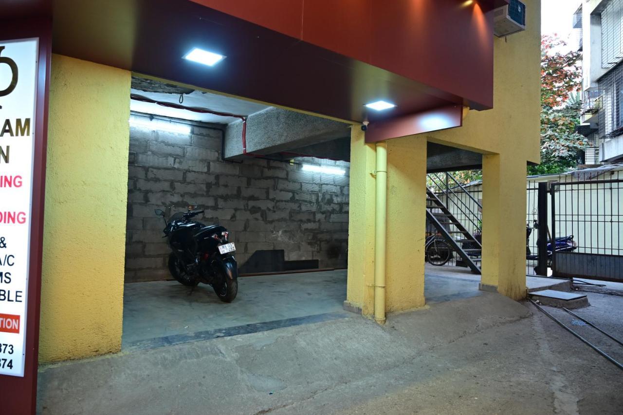 Hotel Diamora Residency 塞恩 外观 照片